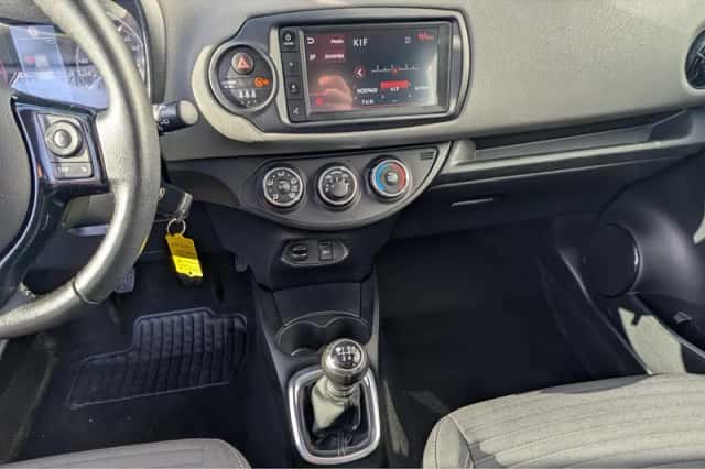Toyota Yaris (2020) thumbnail 24