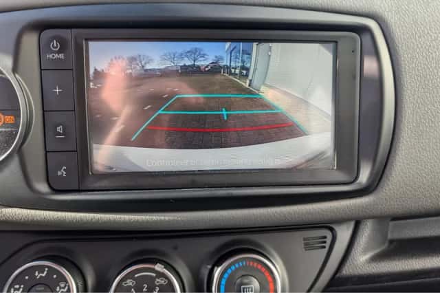 Toyota Yaris (2020) thumbnail 25