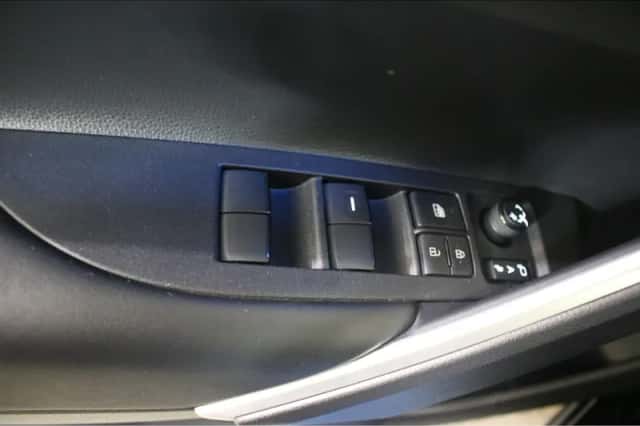 Toyota Corolla (2024) thumbnail 11