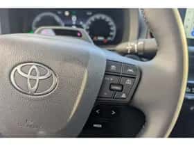 Toyota C-HR (2025) thumbnail 27