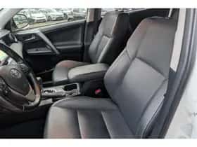 Toyota RAV4 (2017) thumbnail 15