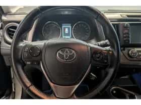 Toyota RAV4 (2017) thumbnail 22