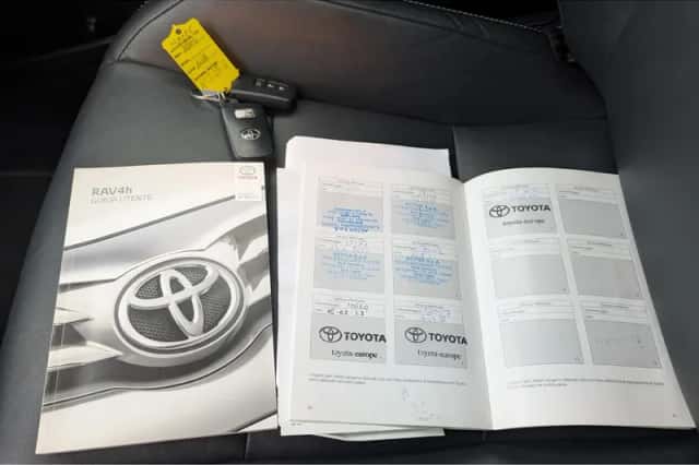 Toyota RAV4 (2017) thumbnail 27