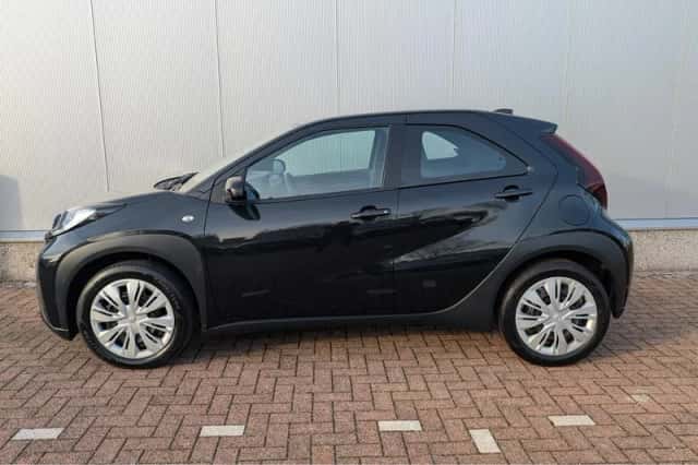 Toyota Aygo (2024) thumbnail 2