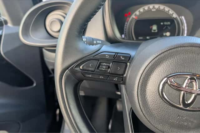 Toyota Aygo (2024) thumbnail 24