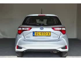 Toyota Yaris (2018) thumbnail 12
