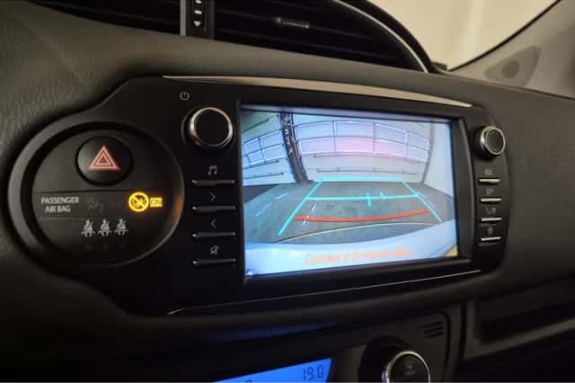Toyota Yaris (2018) thumbnail 18