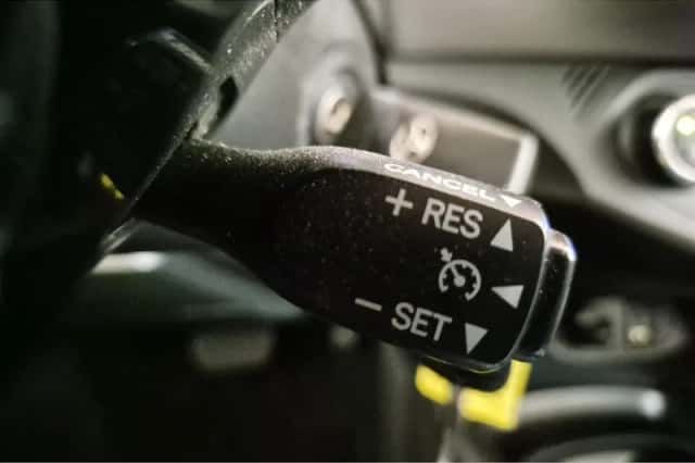 Toyota Yaris (2018) thumbnail 22