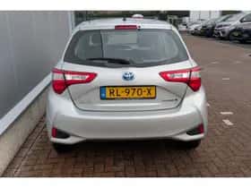 Toyota Yaris (2018) thumbnail 6