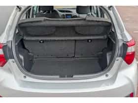Toyota Yaris (2018) thumbnail 8