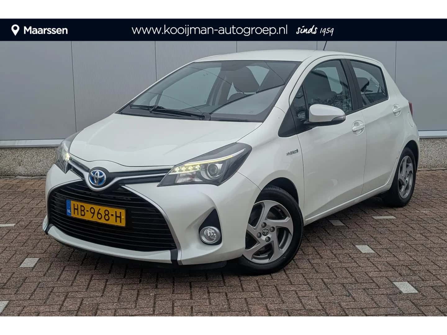 Toyota Yaris (2015) — foto 1