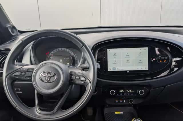 Toyota Aygo (2023) thumbnail 12