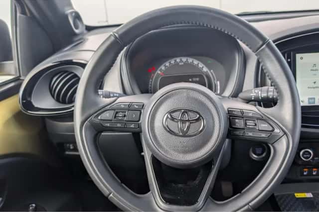 Toyota Aygo (2023) thumbnail 13