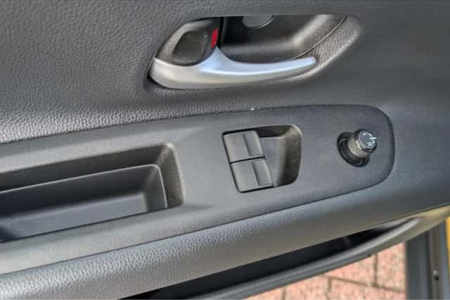 Toyota Aygo (2023) thumbnail 14