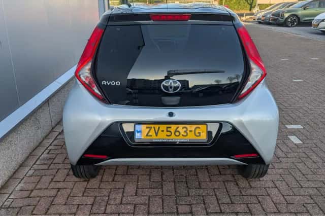 Toyota Aygo (2019) thumbnail 12