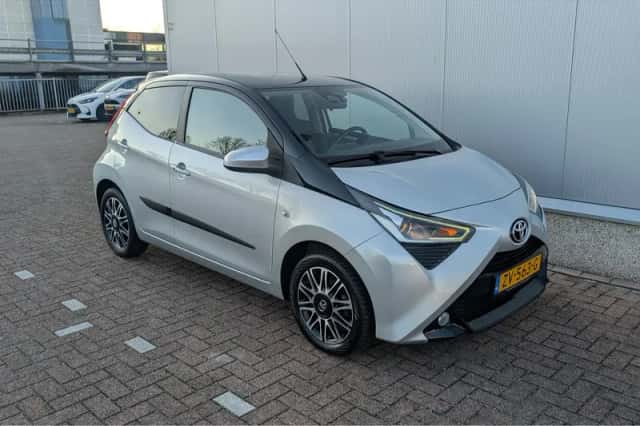 Toyota Aygo (2019) thumbnail 14