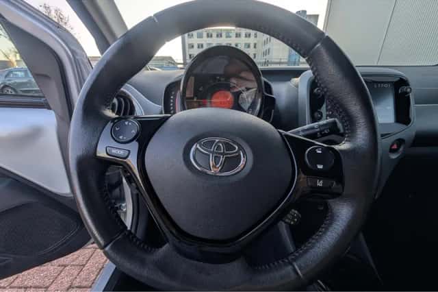 Toyota Aygo (2019) thumbnail 22