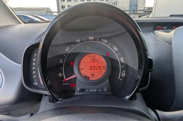 Toyota Aygo (2019) thumbnail 23