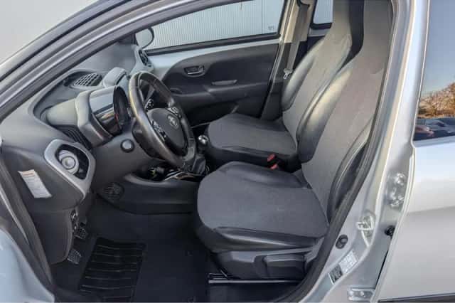Toyota Aygo (2019) thumbnail 5