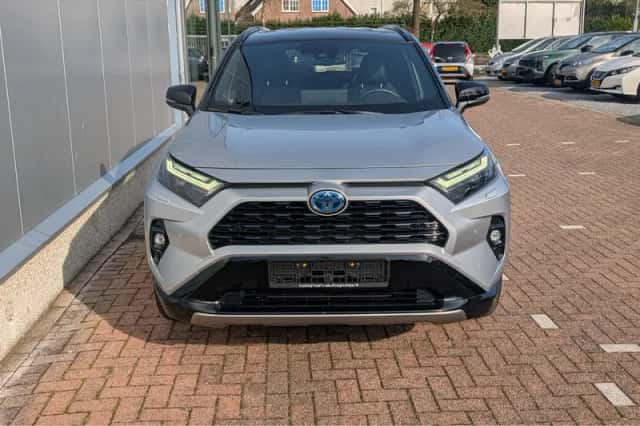 Toyota RAV4 (2025) thumbnail 14
