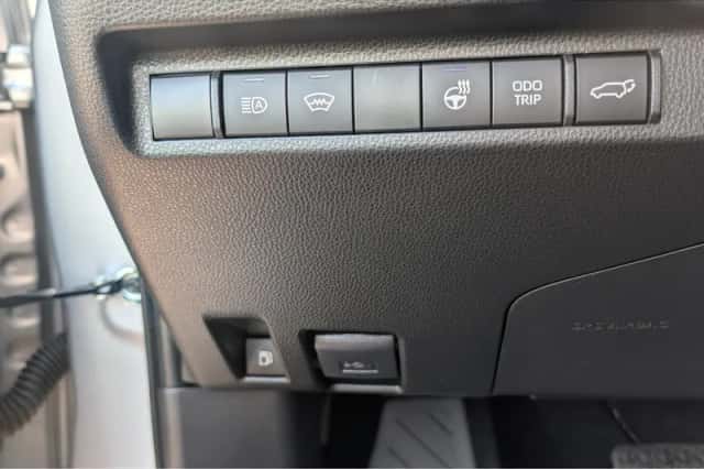 Toyota RAV4 (2025) thumbnail 20