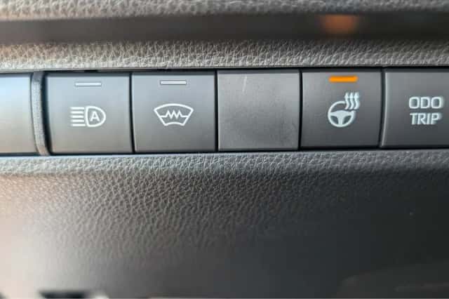 Toyota RAV4 (2025) thumbnail 23