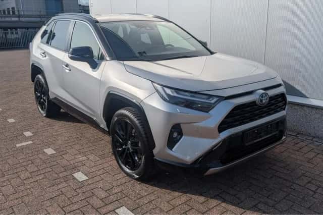 Toyota RAV4 (2025) thumbnail 10