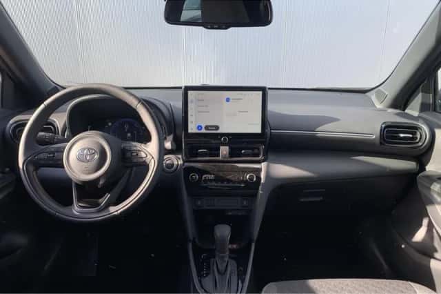 Toyota Yaris Cross (2026) thumbnail 12