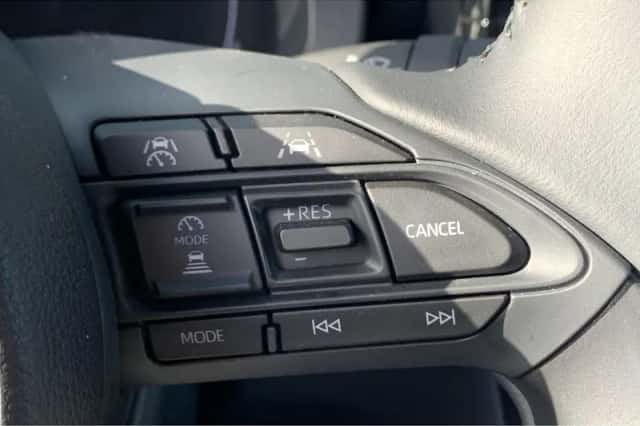 Toyota Yaris Cross (2026) thumbnail 17