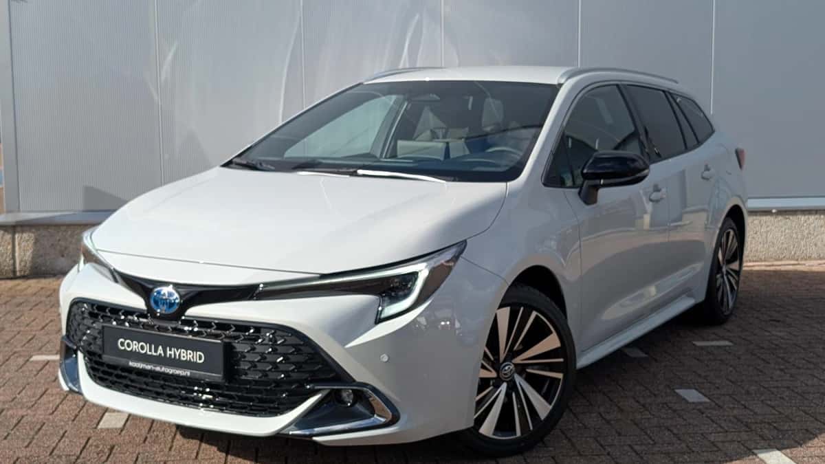 Toyota Corolla (2025) — foto 1