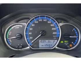 Toyota Yaris (2016) thumbnail 13