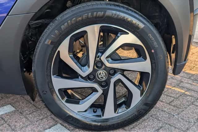 Toyota Aygo (2023) thumbnail 5