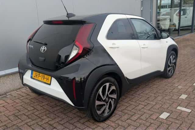 Toyota Aygo (2025) thumbnail 2