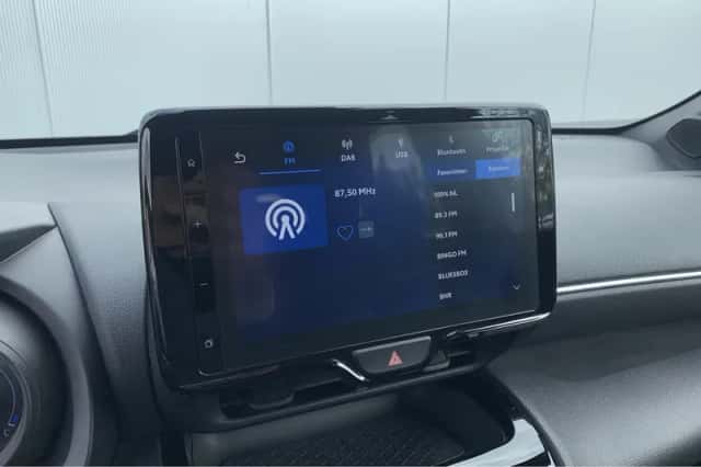 Toyota Yaris Cross (2023) thumbnail 16