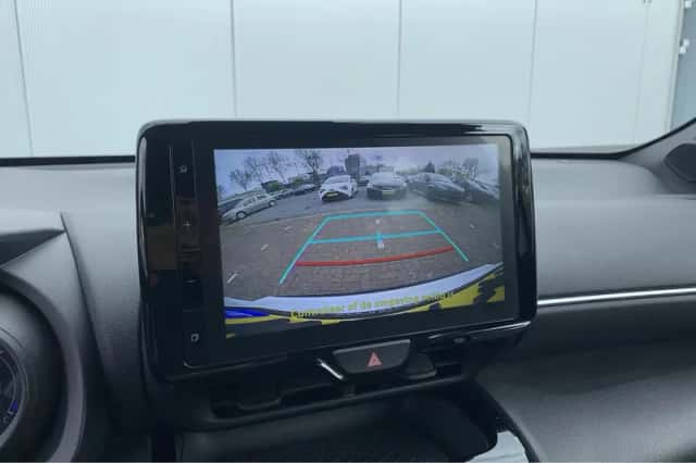 Toyota Yaris Cross (2023) thumbnail 17