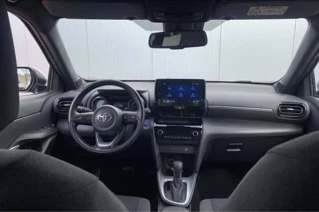Toyota Yaris Cross (2023) thumbnail 9