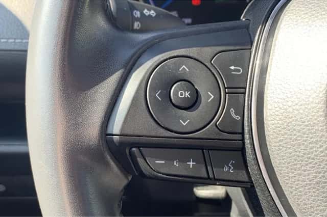 Toyota RAV4 (2021) thumbnail 13