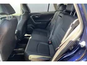 Toyota RAV4 (2021) thumbnail 7