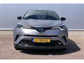 Toyota C-HR (2019) thumbnail 3