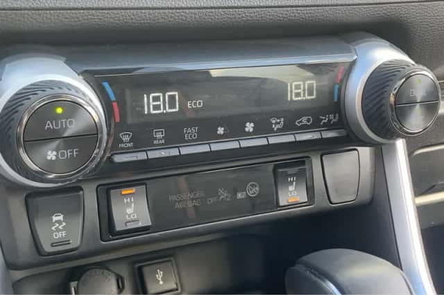 Toyota RAV4 (2022) thumbnail 19