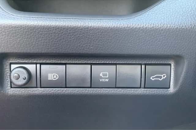 Toyota RAV4 (2022) thumbnail 29