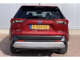 Toyota RAV4 (2022) thumbnail 5