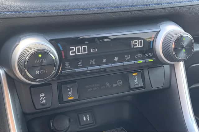 Toyota RAV4 (2019) thumbnail 20