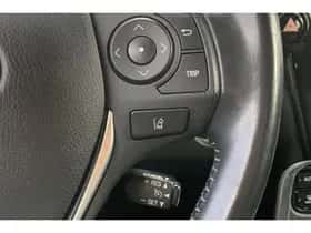 Toyota Auris (2018) thumbnail 14