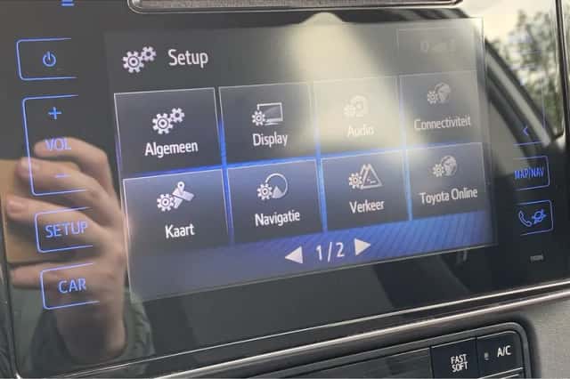 Toyota Auris (2018) thumbnail 16