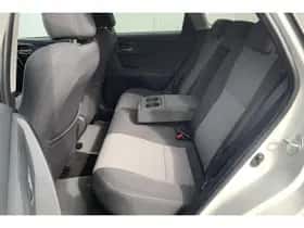 Toyota Auris (2018) thumbnail 8
