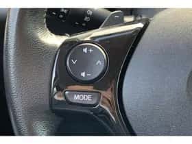 Toyota Aygo (2015) thumbnail 11