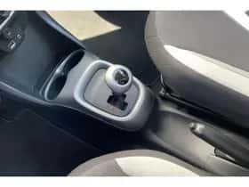Toyota Aygo (2015) thumbnail 19