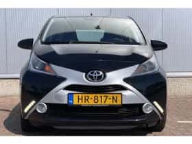 Toyota Aygo (2015) thumbnail 3