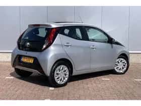 Toyota Aygo (2019) thumbnail 2